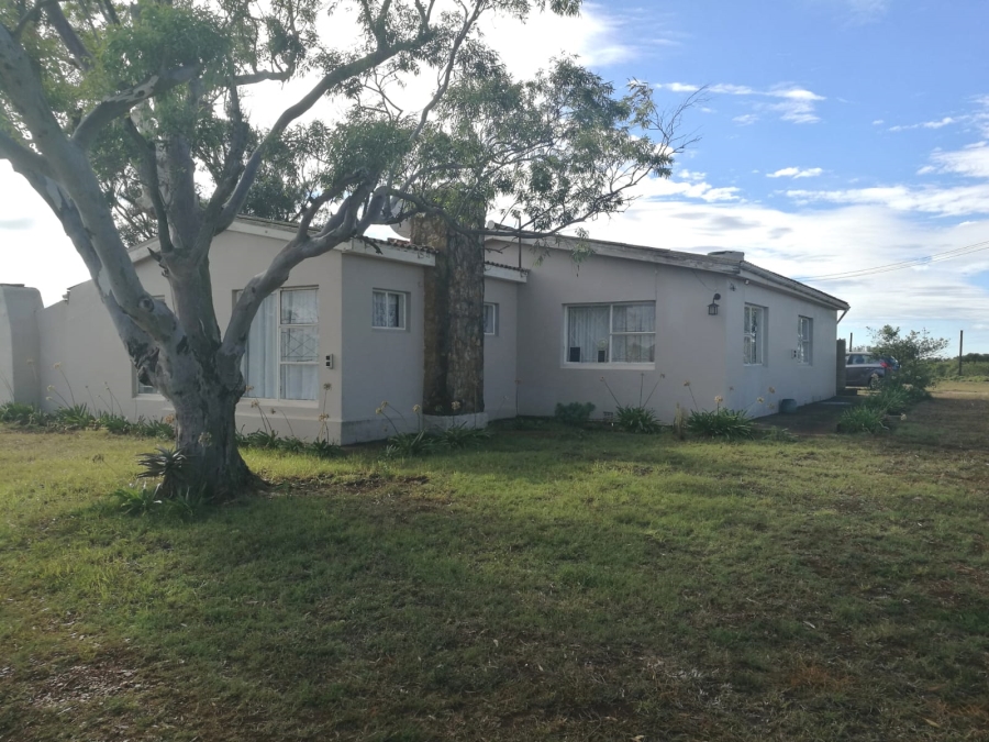 3 Bedroom Property for Sale in Uitenhage Rural Eastern Cape